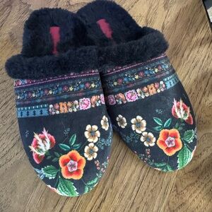 Johnny Was Black Floral Women's Slippers
